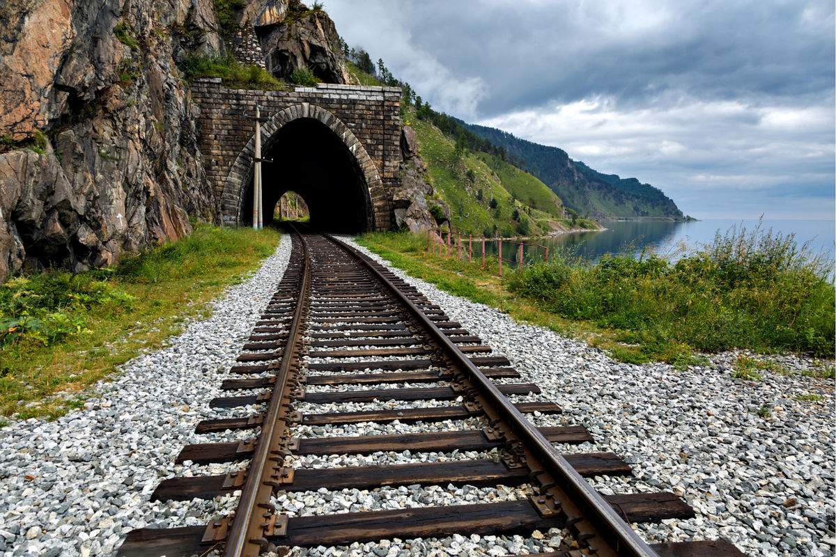 Тоннель на Кругобайкальской железной дороге