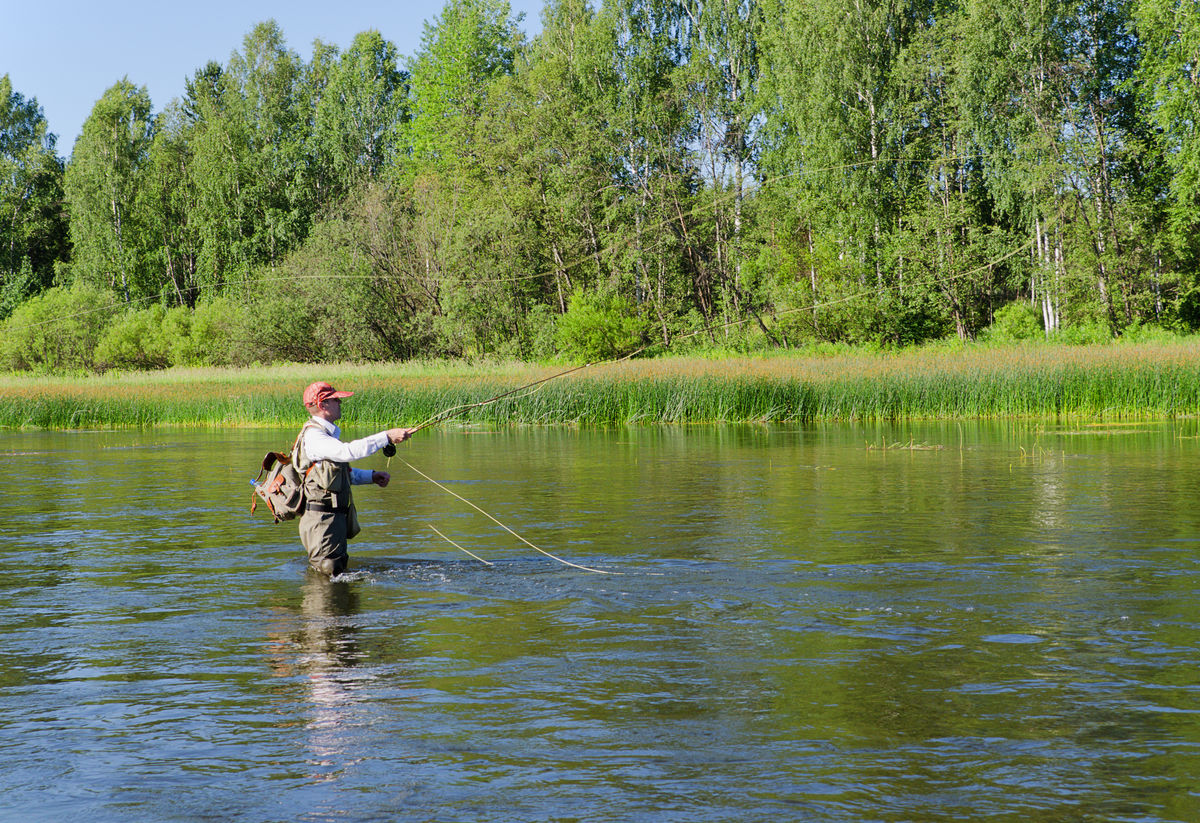 Рыбак на реке Чусовая