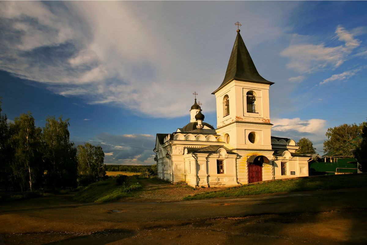 Воскресенский храм Серпухов