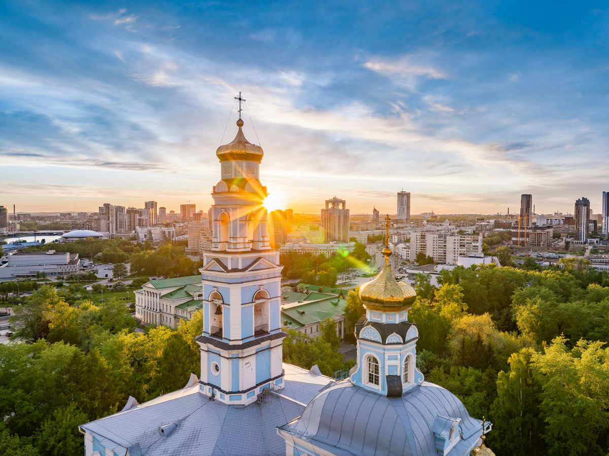 Екатеринбург — в сердце большого Урала. Весна-лето | Большая Страна