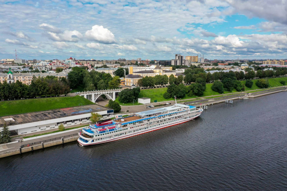 Круизы на теплоходе из Нижнего Новгорода в Плес 2024, цены | Большая Страна