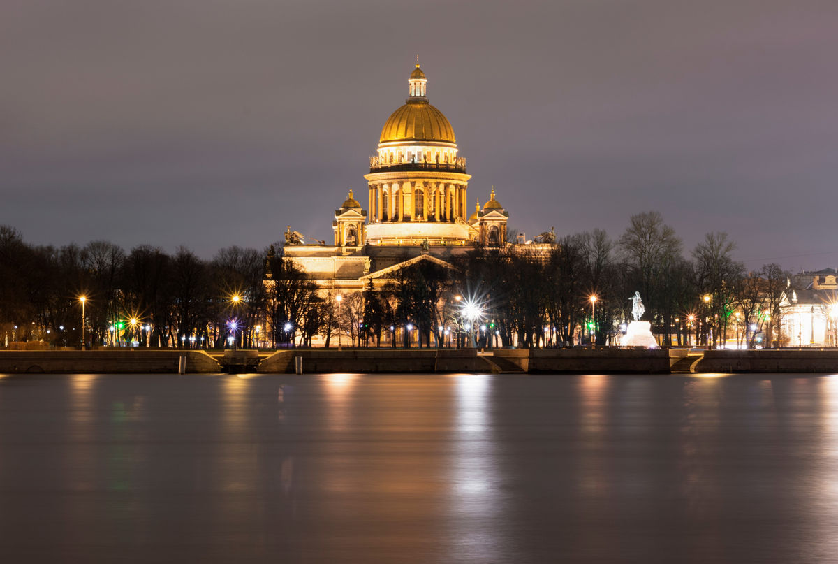 Новый год в Петербурге. 4 праздничных дня | Большая Страна