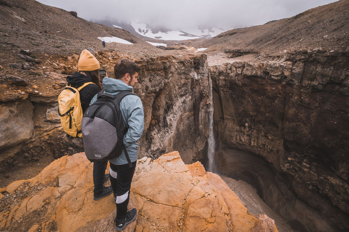 Вулканы Камчатки: Активный тур без рюкзаков - отдых для искателей экстремальных приключений