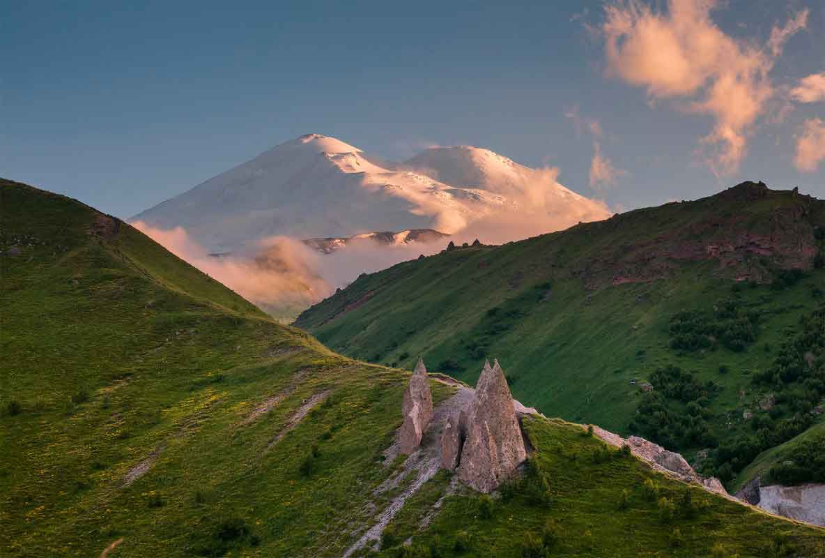 Из кисловодска в балкарию. Долина Джилы Су. Долина Джилы Су Кисловодск. Джилы Су Долина Нарзанов в Кабардино Балкарии. Кисловодск – Долина Нарзанов – Джилы-Су – Эльбрус),.