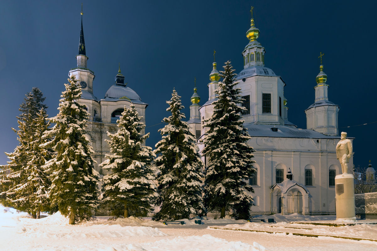 Успенский собор в зимнюю ночь, Великий Устюг