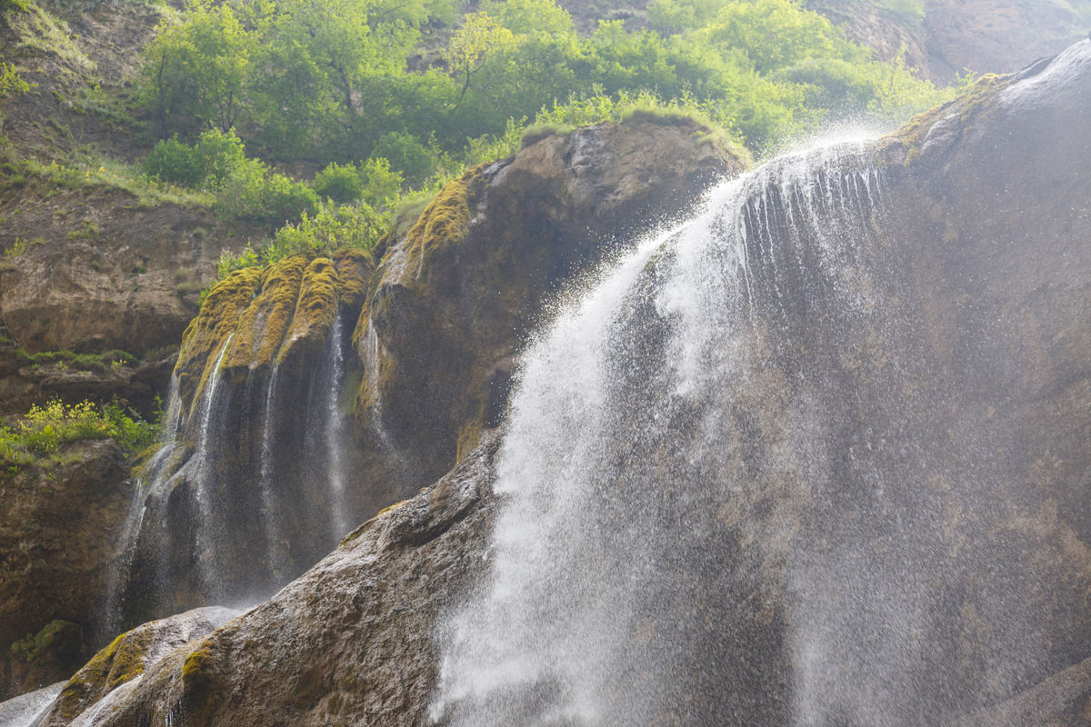 Брызги Чегемского водопада