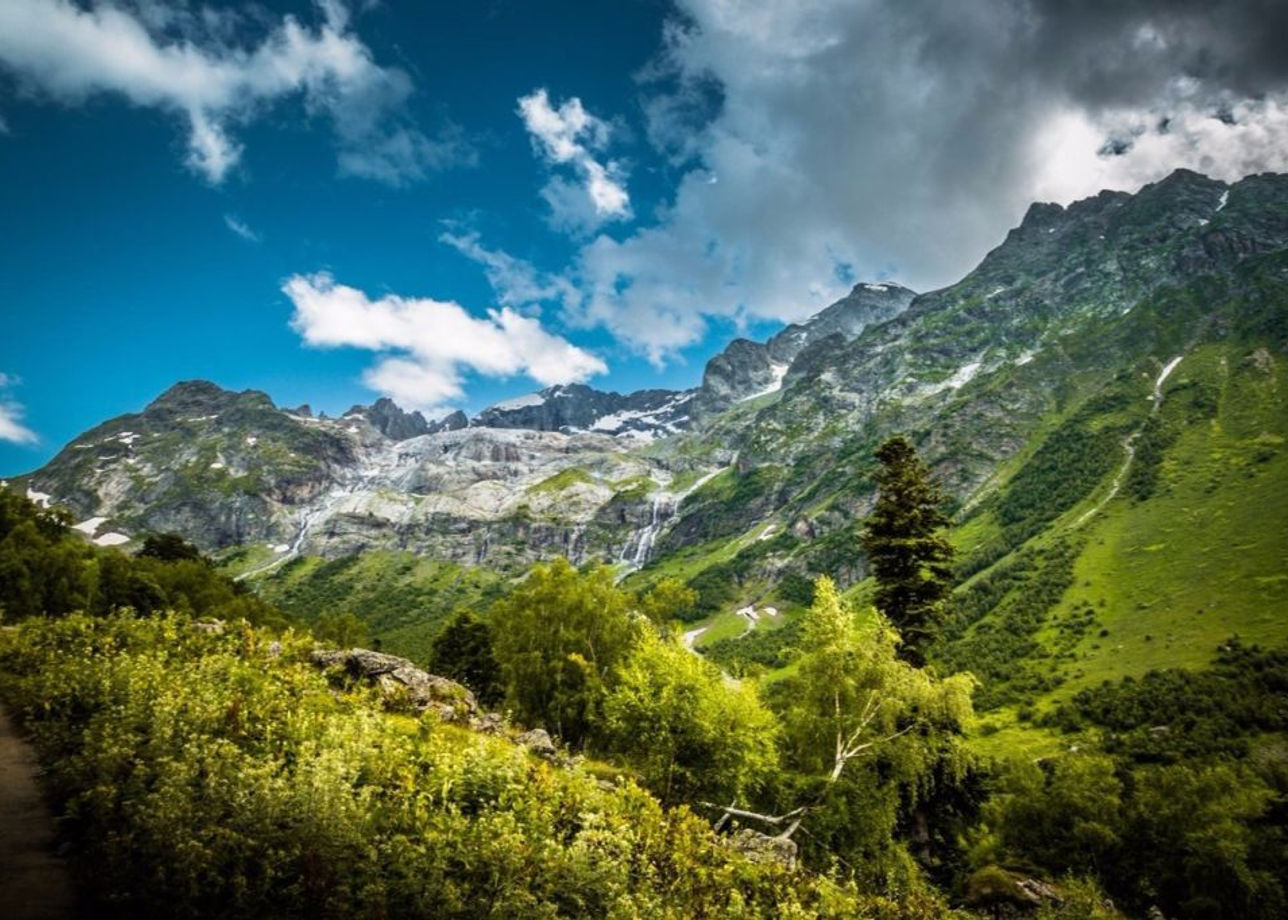 Красивое фото кавказа. Софийские водопады Архыз. Красота горы Кавказа. Природа России горы Кавказ. Природа Кавказа села.