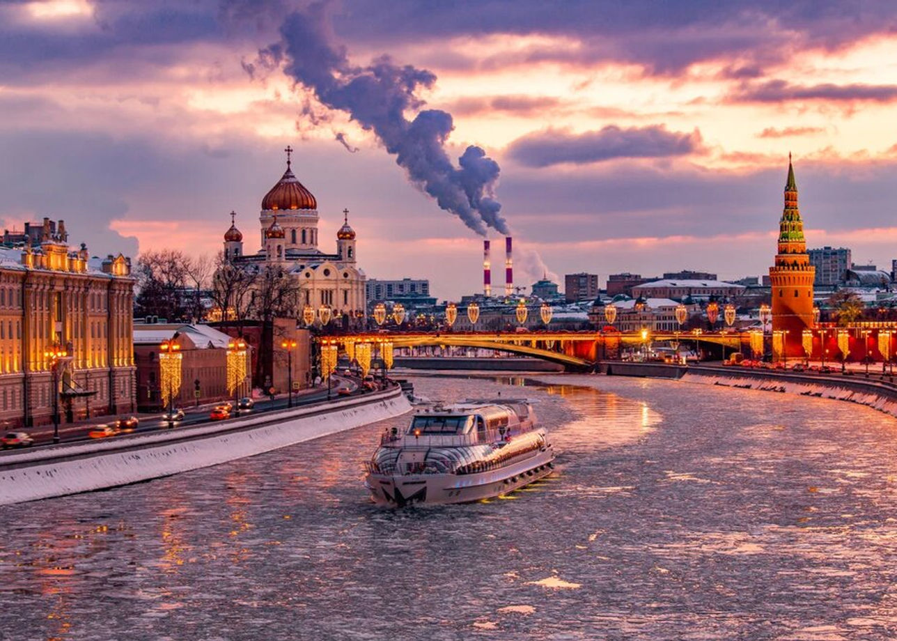 Теплоходная прогулка по Москва-реке