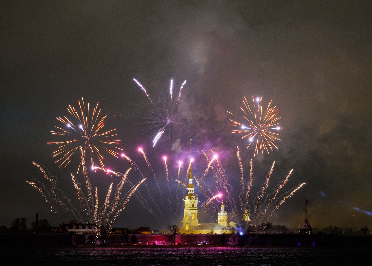 Новогодний коктейль Санкт-Петербурга