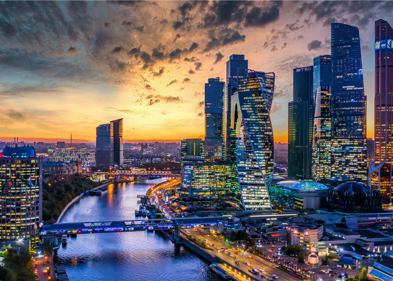 Пятница. Вечерняя экскурсия «Огни Москвы». Речная прогулка