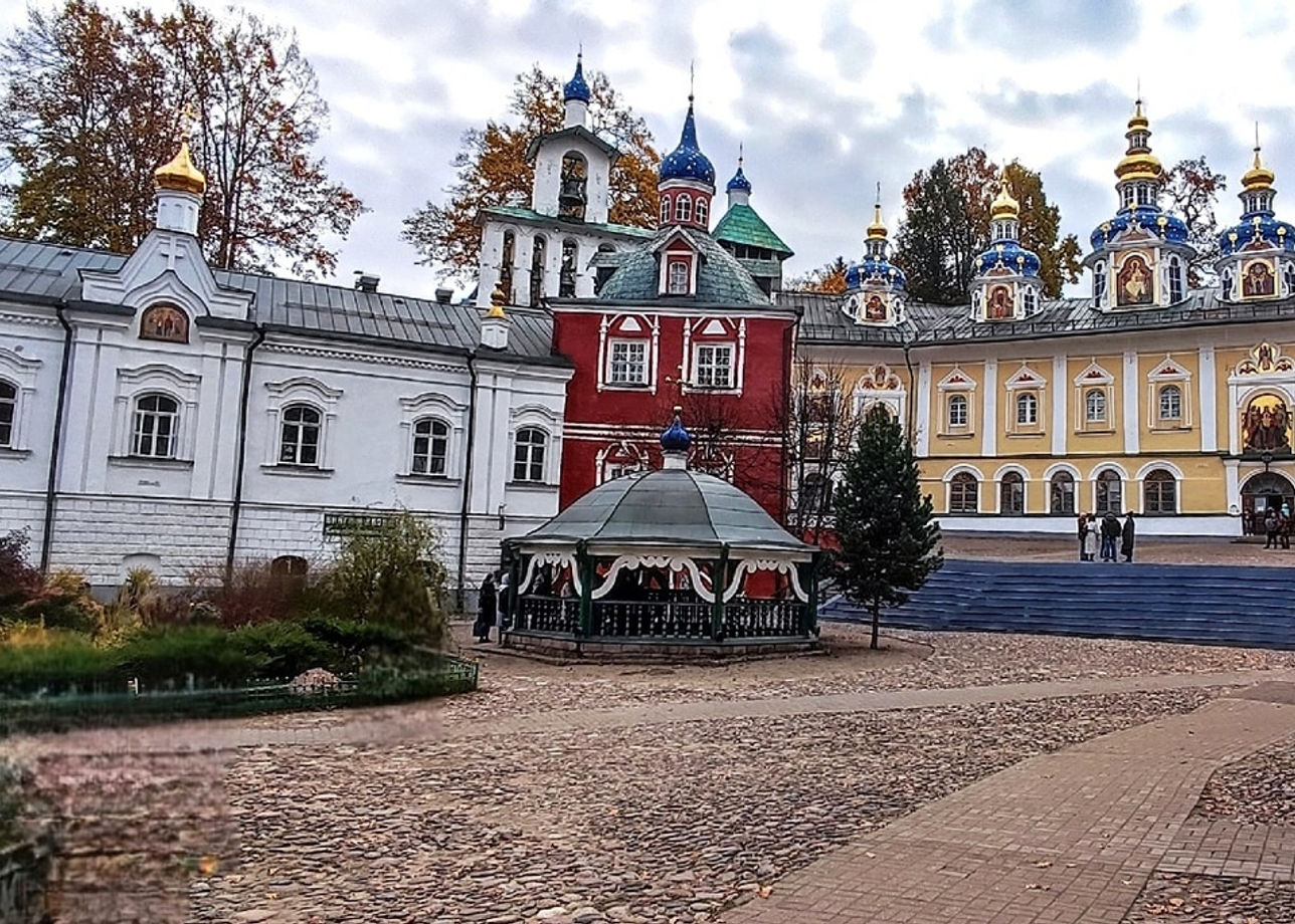 Экскурсии в Псков из СПБ. Псков туристический. Псков тур. Обзорная экскурсия по Пскову на автобусе.