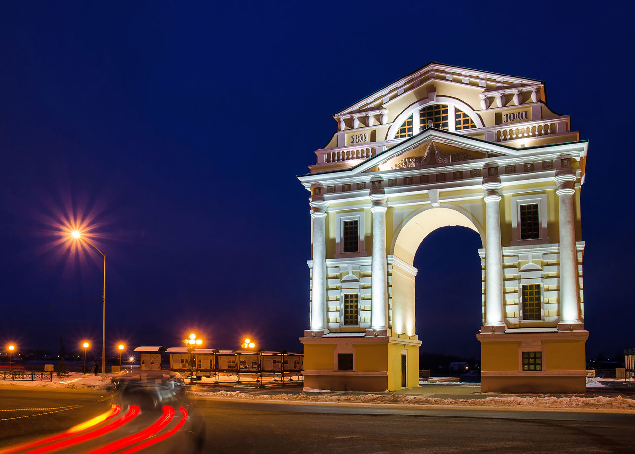 Иркутск Триумфальная арка зимой