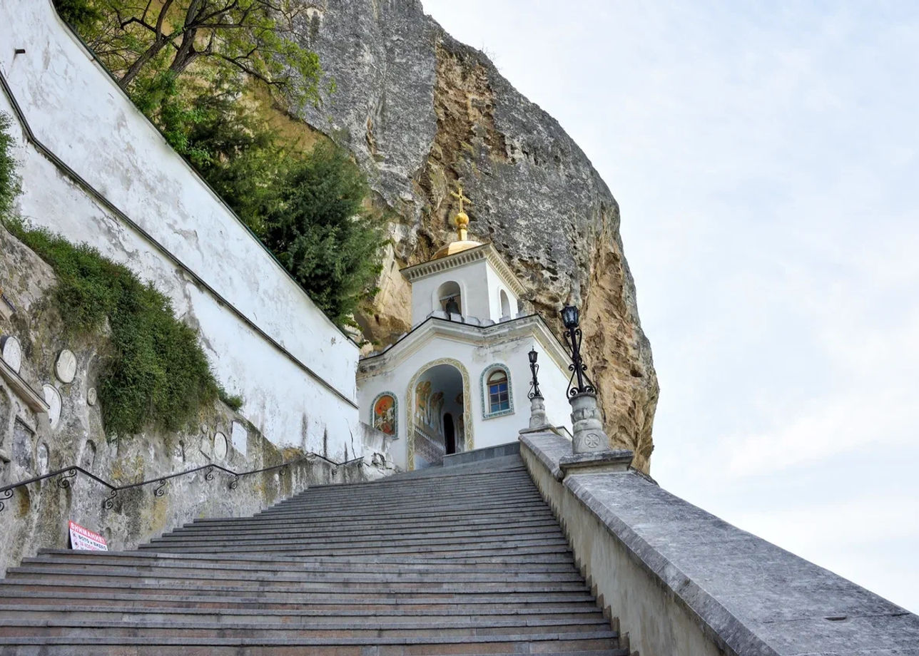 Крымские церкви и монастыри