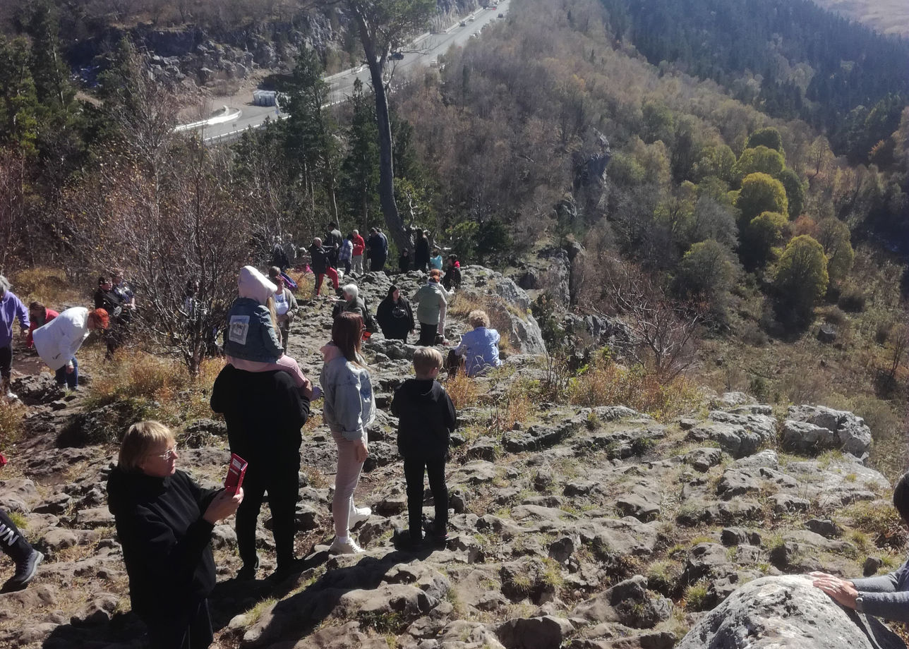 ТУР понравился, хотя в отличие от Дагестана, здесь в основном природные достопримечательности: ущелья, водопады и главная