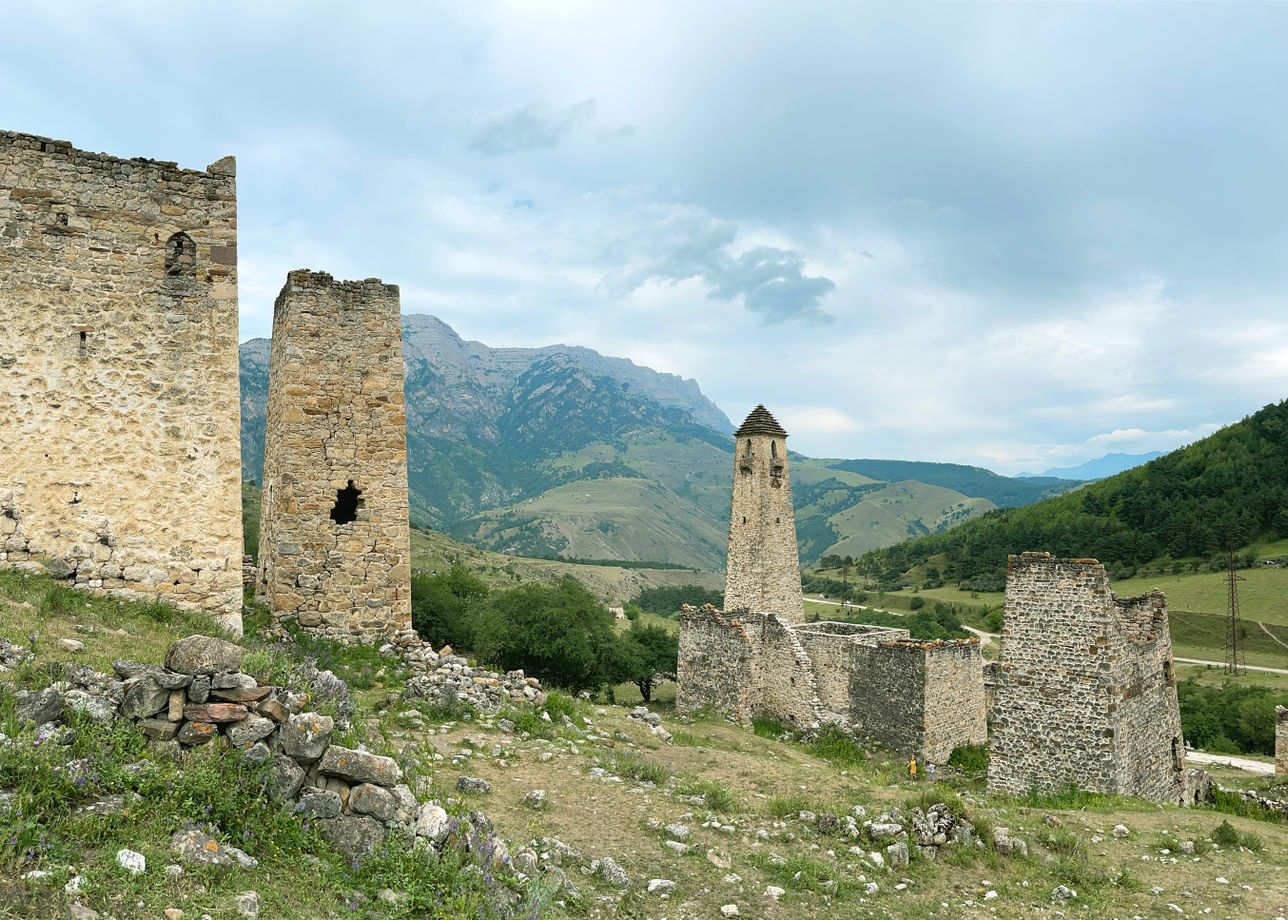 Средневековые вайнахские крепости и башни
