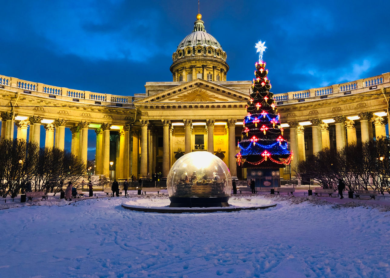 Новый год в сердце Петербурга