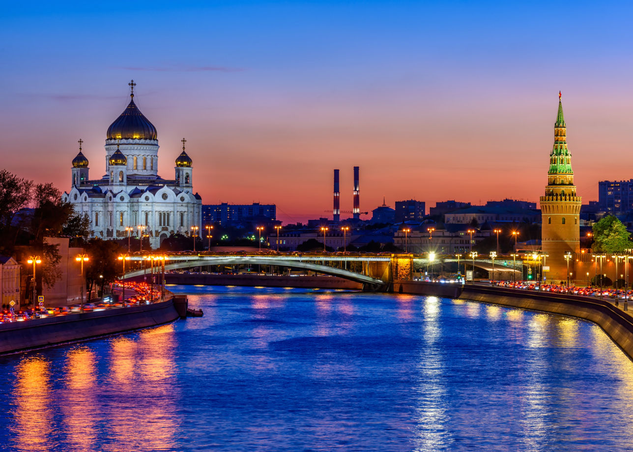 Пятница. Вечерняя экскурсия «Огни Москвы». Речная прогулка