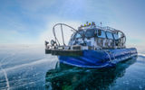 Экскурсия по льду Малого Моря на Хивусе