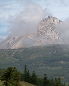Гора Мунку-Сардык