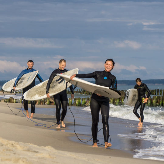 SURF CAMP. Сёрфинг-тур с обучением для новичков и продолжающих