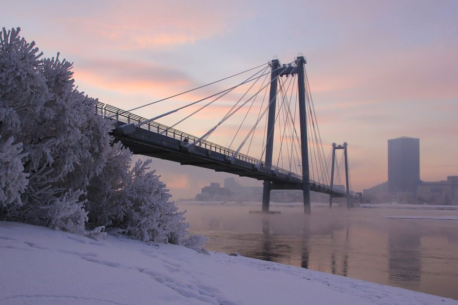Виноградовский мост через реку Енисей (Красноярск)