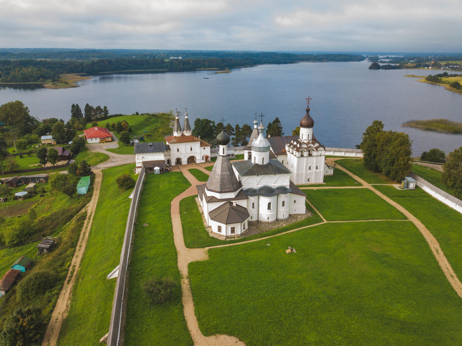 Вид на Ферапонтов монастырь (Вологодская область)