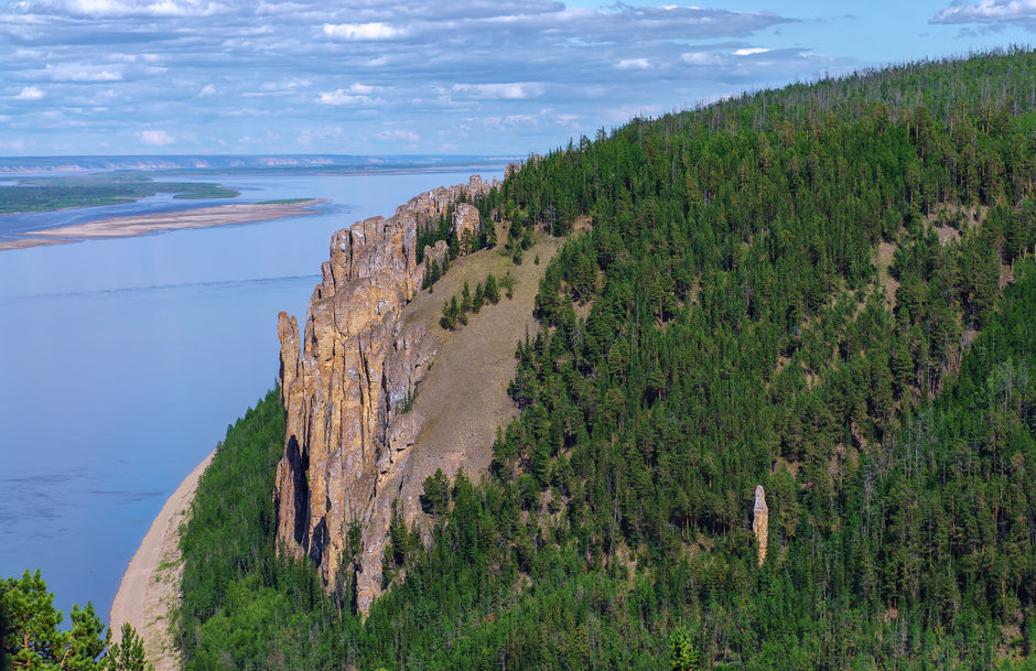Вид с вершины национального парка «Ленские столбы»